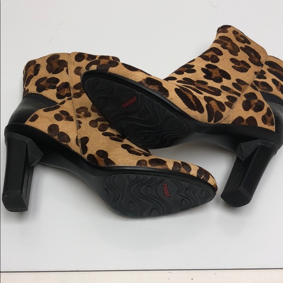 Tsubo women’s Boots Cheetah Leather 7.5 New - Picture 6 of 8